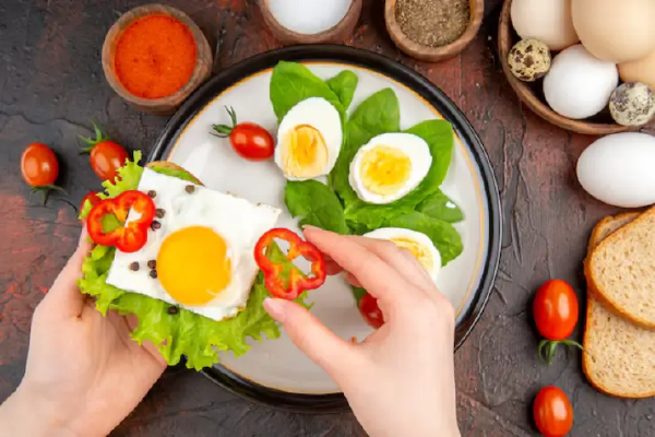 How to Eat Eggs the Healthy Way